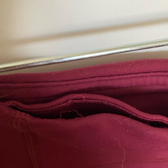 Lululemon high-rise 25” invigorate leggings - Picture 5 of 5